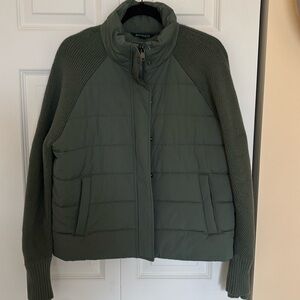 Athleta Incline Hybrid Jacket Deep Fern NWOT M